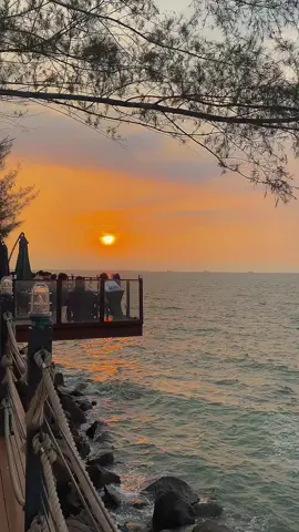 #CapCut #fyp #fypシ゚ #fypage #fypdongggggggg #fyppppppppppppppppppppppp #tiktokviral #trendtiktok #semarang #exploresemarang #wisatasemarang #wisatasemarangkeren #semaranghits #awanncosta #gamaikanbakarseafoodsemarang 