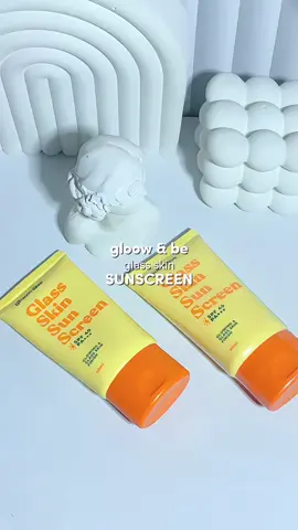 siapa yg setuju kalau ini SUNSCREEN TERBAIK??!😭🤍✨ @gloow&be #gloowbisunscreen #gloowandbe #sunscreenviral #rekomendasisunscreen #skincareroutine #sunscreen40spf 