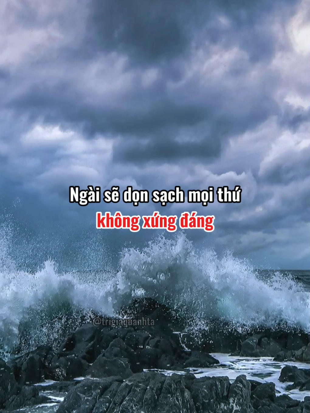 Trước khi trao tặng, Trời đòi bạn trả giá. Cứ đi qua đủ đau, bạn sẽ đến chỗ cần đến.. #trigiaquanhta #trietlyconhan #phattrienbanthan #fyp 