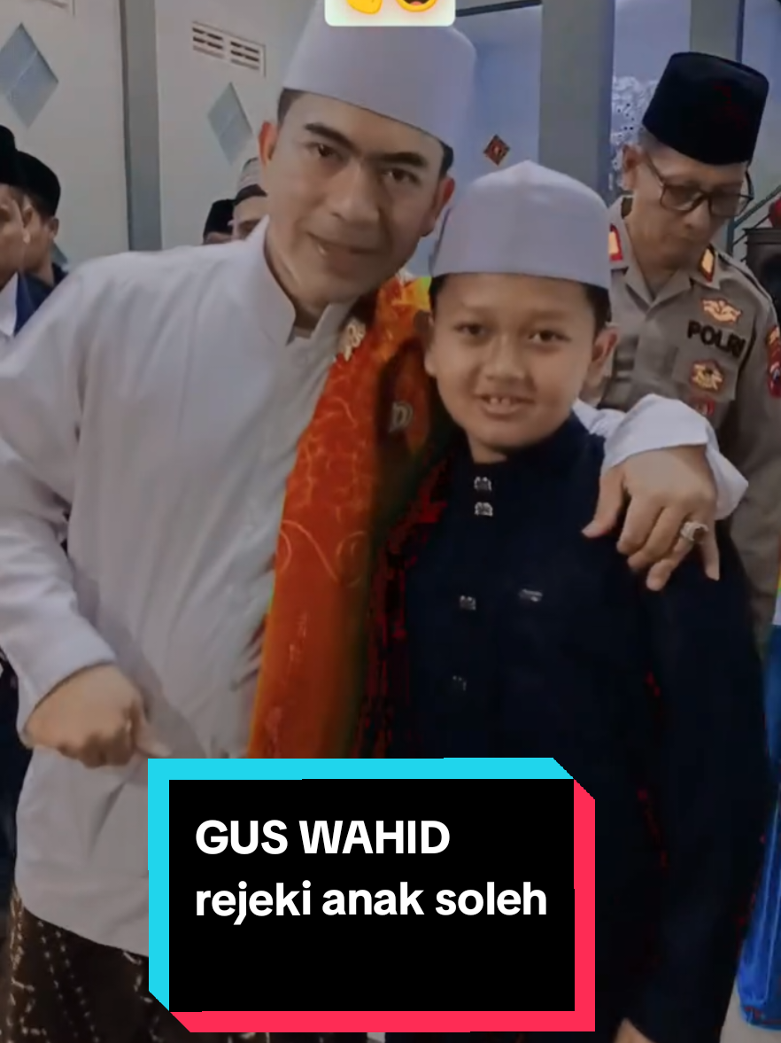 bersama #guswahid #guswahidmbolo #guswahidsyarifudinahmad #guswahidmbololovers #guswahidofficial #fyp #fypage 