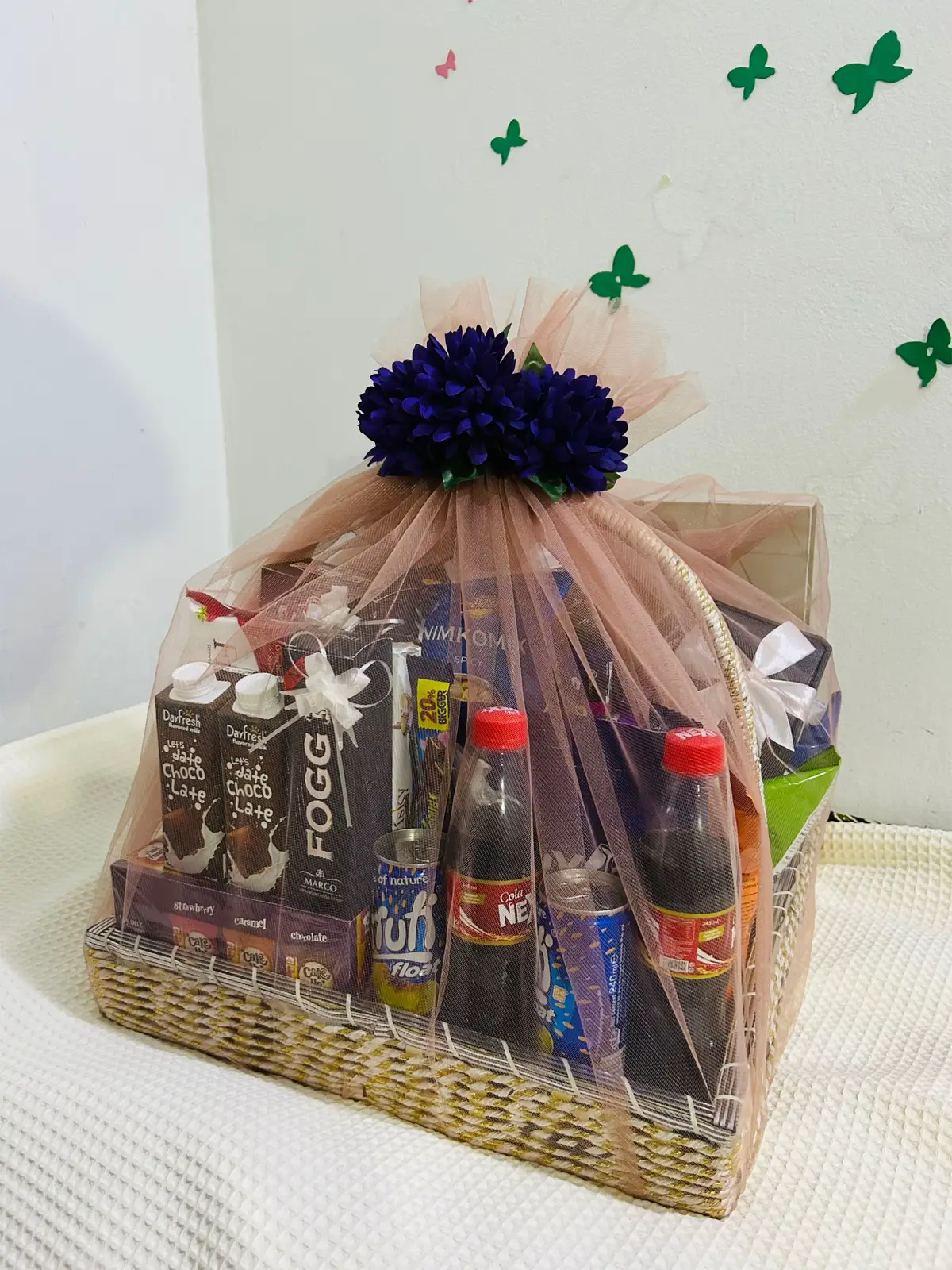 Gift Hamper , snacks Basket  For order Contact us on WhatsApp  03454305232 . . #snacksgift #gifts #giftbasket #hamper #gifthamper #weddinggift #gifts #wedding #SmallBusiness #giftideas #smallbusiness #smallsetup 