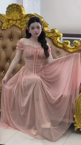 Nghèo c mí sợ, còn có xiền là c vuiii 😅😅😅😅#xuhuong #vaythietke #vaydutiec #xuhuongtiktok 