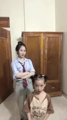 Em gái bảo chị đứng đó nhìnn em nhảyy nhé💓💓💓#viral #real #hot #xuhuong #trending #fyp #edit #xh #CapCut #trend 