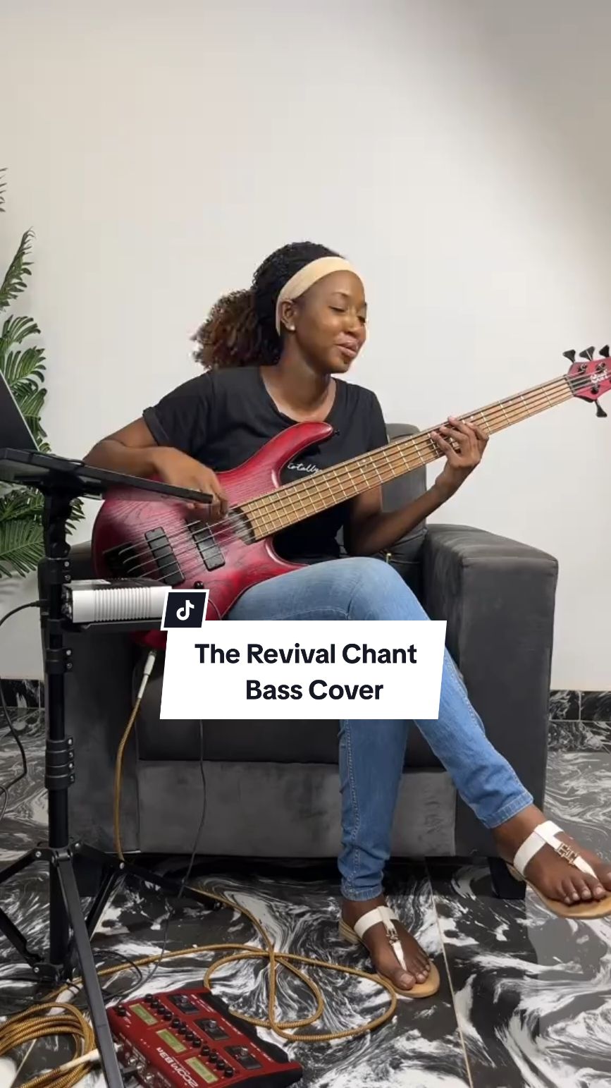 The tomb is empty! But this GROOVE? Full of resurrection power. Starting the week with sound, spirit and strings. The Revival Chant by @E’mpraise Inc. - My bass interpretation. #Basshead #HeisRisen #EasterVibes #winifredthompson #sheplaysbass #basscover #femalebass #fypviralシ #videoviral #creatorsearchinsights 