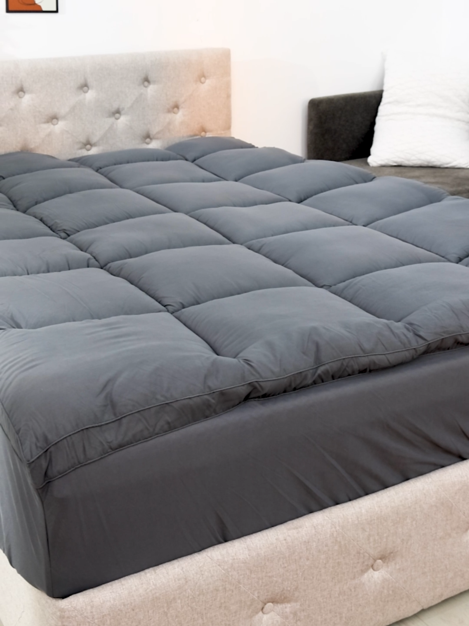 Soft, supportive, and ultra-plush! #sleepbetter #mattresstopper #mattresspad #fluffybed #deepsleep #beddingupgrade #bloomingjellySBD #bloomingjelly #bloomingjelly11thHBD #bloomingjellydressforyourself #comfy #comfortable #hotelbedding #fypシ