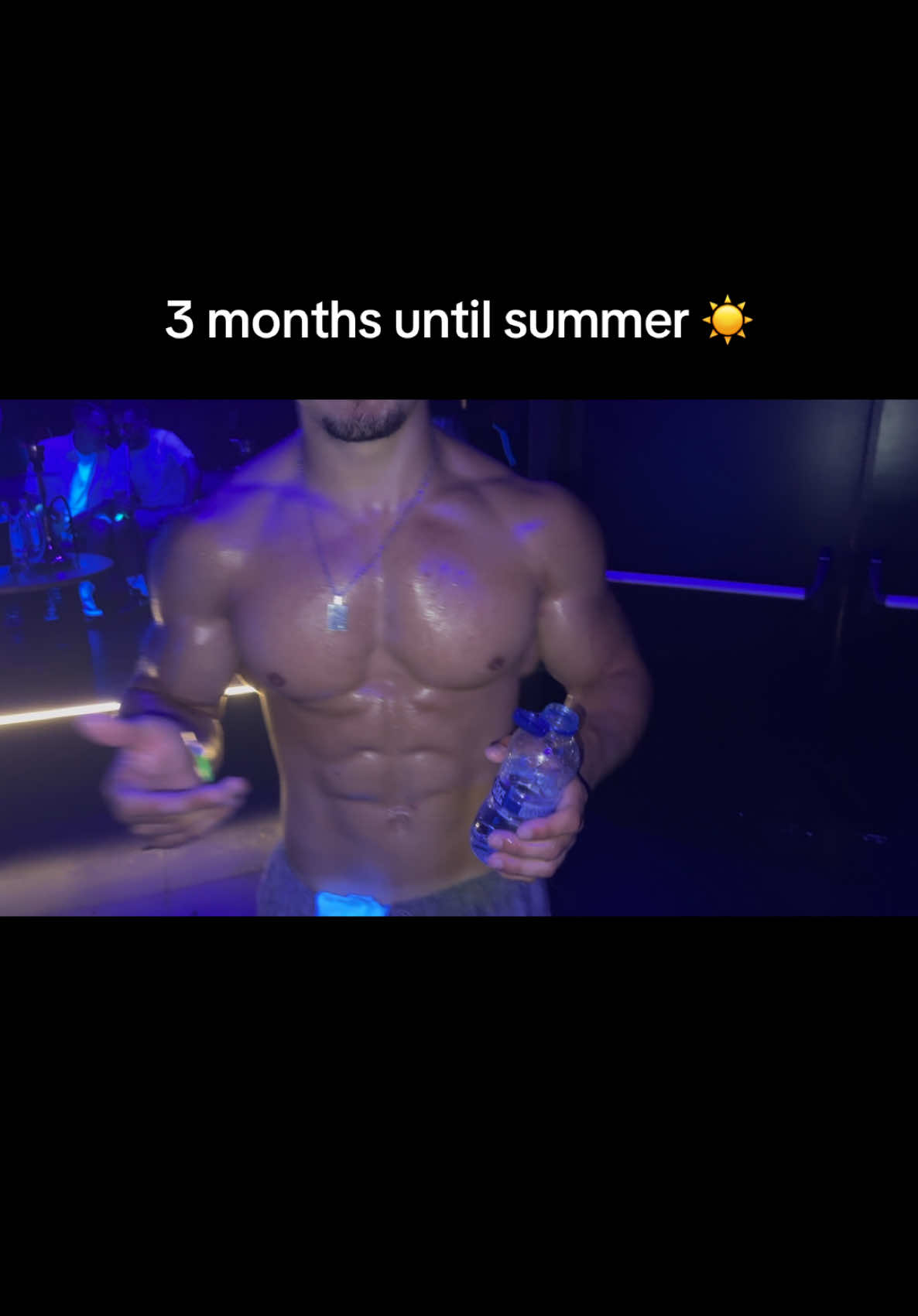 Juste 3 mois avant le prime 
