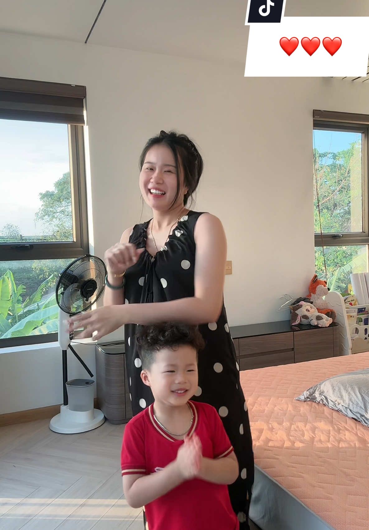 Chìu chìu rủ nhảy bài 😆#mebexiuxiu #mebau @Tổ của Xiu 