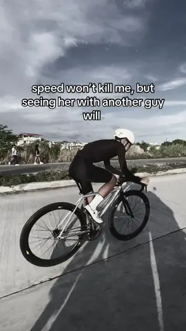 unang padyak, san ba’ko nag kulang? eme #wckdfxd #fixedgearphilippines #fixedgearcebu #fixedgear 