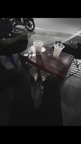🗣️:“练习对你所拥有的感到满意，练习放弃你没有给予的” 