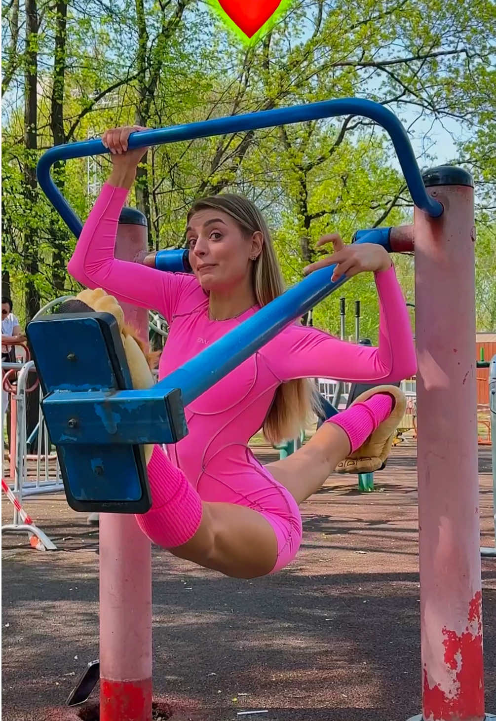 Rate my flexibility 1-10😈🔥👯‍♀️
