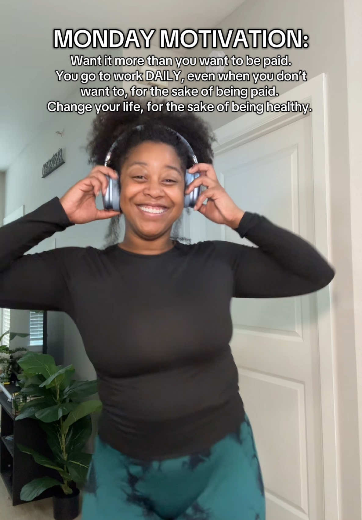 Empower Your Fitness Journey: The most common mistake people make is thinking they will get the same today, tomorrow. Take advantage of the NOW. Start your 12 week fitness program TODAY! Link in bio. You deserve the life AND BODY of your dreams!   #fitnessmotivation, #workout, #gymgirl, #fitlife, #Fitness