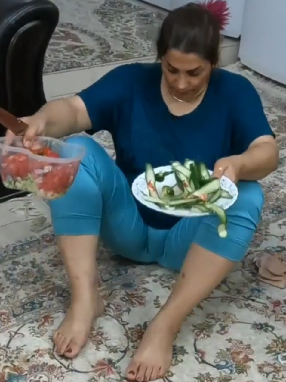 Iranian Girl Cooking life  #viralvideo #fypviraltiktok🖤シ゚☆♡ #fypviralシ #videoviral @CANCIONES 