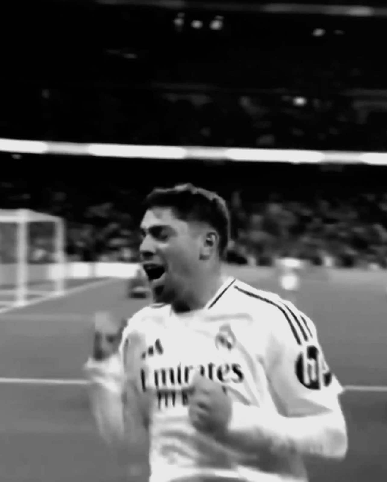 افضل لاعب هالموسم بدون مناقشه والله {#تيم_ملوك_العالم #fyp #foryou #فالفيردي #valverde }