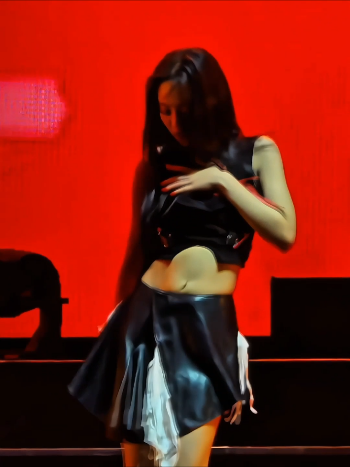 Jennkira #jennie #jennieblackpink #jennierubyjane #jenniekim #hipsdontlie #fypp #foru #foruyou 
