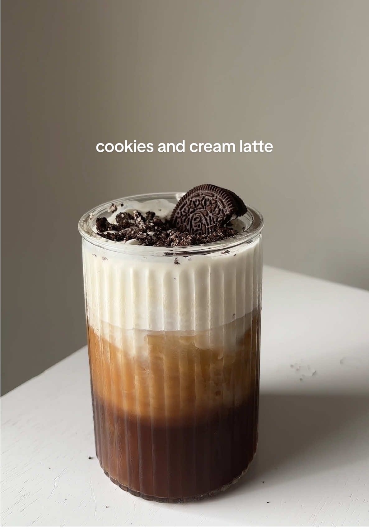 how ill be doing my coffee reveals from now on ☕️✨ • @Javvy Coffee @OREO  • #contentcreator #icedcoffee #icedcoffeerecipe #coffeerecipe #cookiesandcreamlatte #latte #javvycoffee 