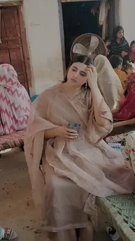 Gaon ki shadi charpai par bithty hain barati ko,❤️🥰#village #type #foryou #trendingvideo #accontgrowth💯 #creatorsearchinsights 