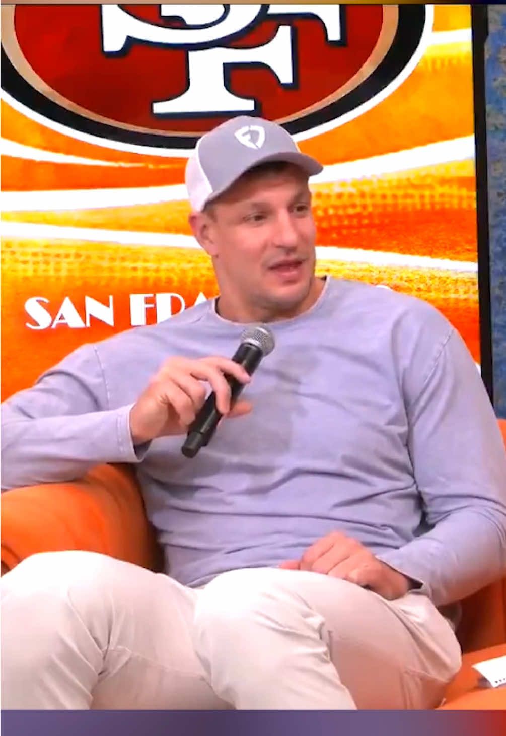 Getting in the 🐐 mind! @gronk @Up & Adams Show with Kay Adams #mentalist #ozthementalist #fyp #gronk #mindreading #nfl 