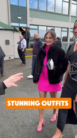 Both of these ladies looked amazing just like their outfits #RacedayTV