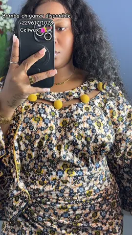 Ensemble 3 pièces chiganvy disponible uniquement en prête à porter #viral #percer #pagneafricain @Celiwax 
