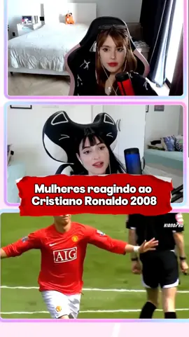 Mulheres reagindo ao Cristiano Ronaldo de 2008 #cristianoronaldo #7 #cr7cristianoronaldo #ronaldo #manchesterunited #PremierLeague #redsdevils #fyp #react #reaction #auge #prime #pag 