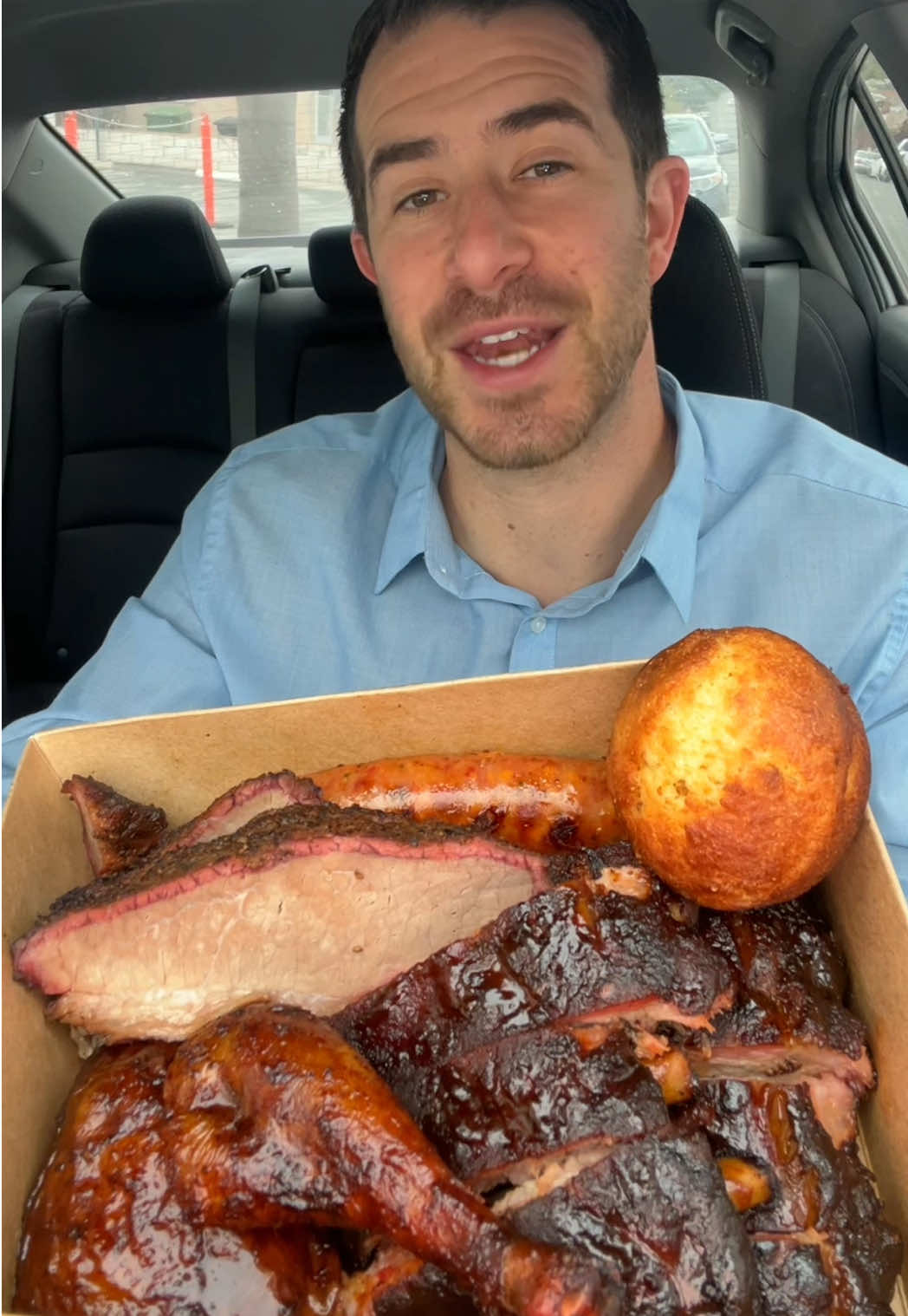 Cheap BBQ Lunch for 4 #bbq #foodreview #eat #taste #ribs #brisket 