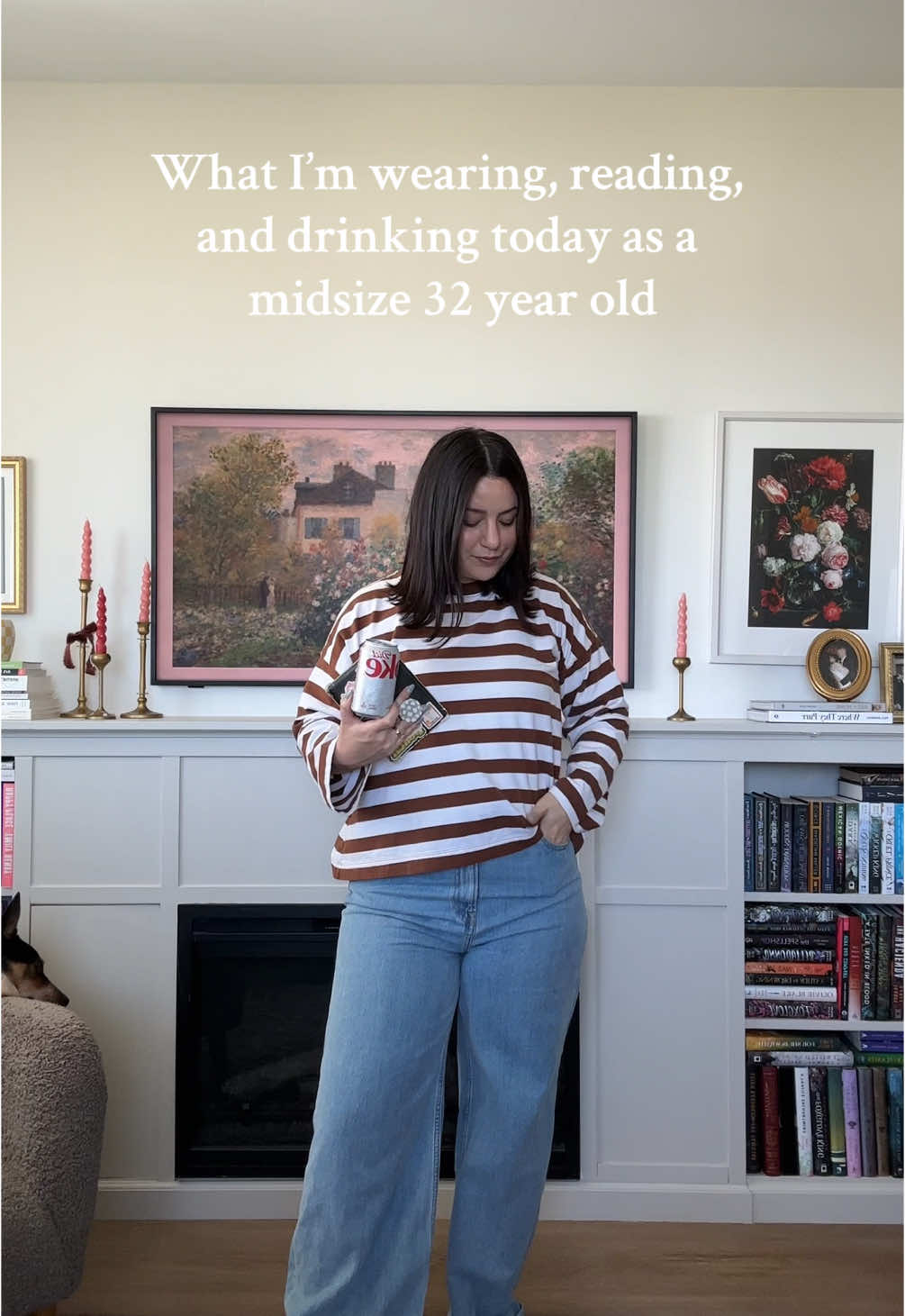 dob of the day in a casual outfit 📖 I had a hard time getting into this book but it’s slowly starting to pick up! #OOTD #doboftheday #midsize #springoutfit 
