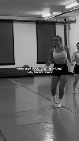 throwbackkkkkk , tag @ladygaga 🖤🖤 #ladygaga #ladygagavideos #telephone #telephoneladygaga #dance #dancersoftiktok 