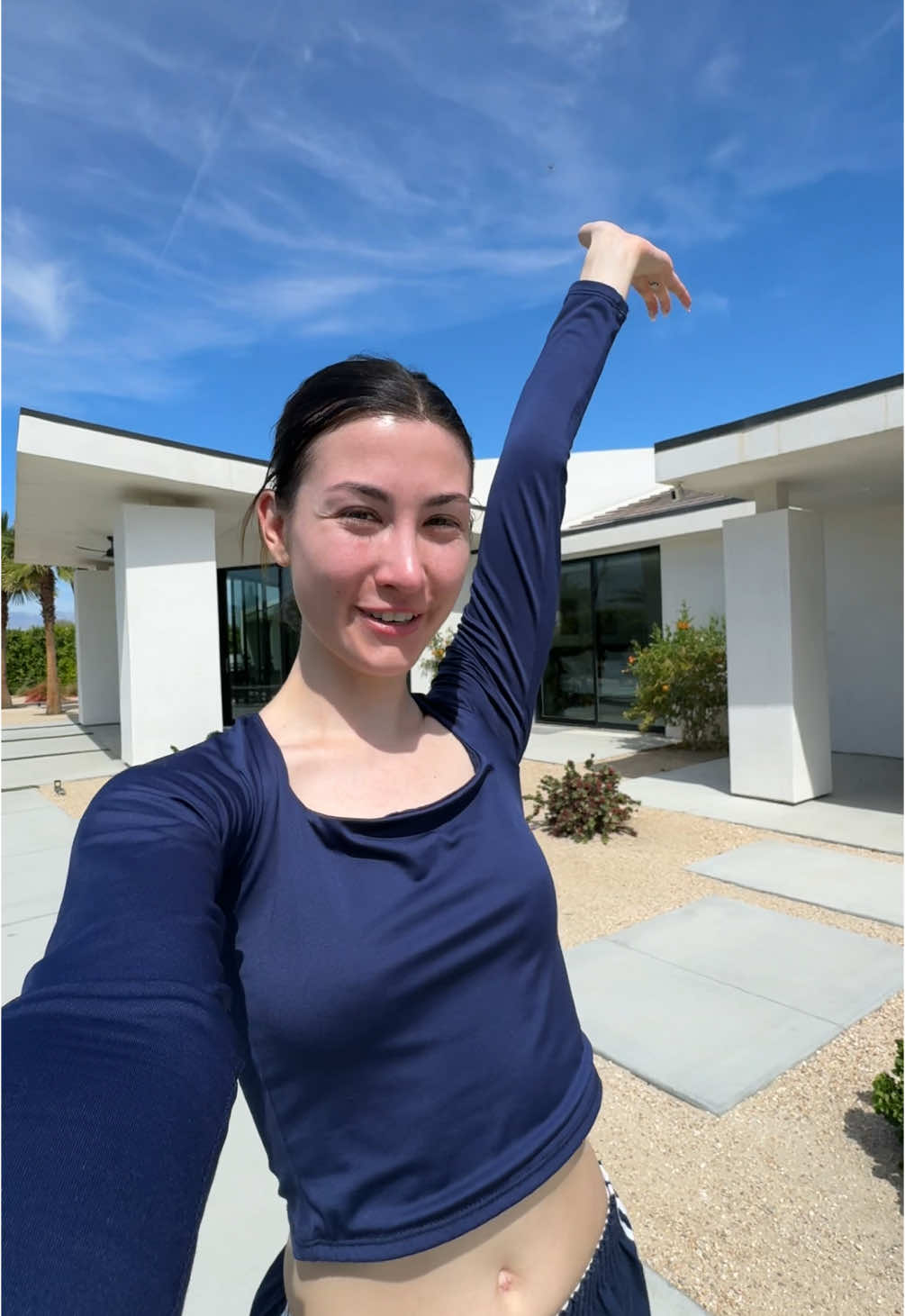 the way it just keeps going ???? thank you so much for inviting me @Biodance I am so grateful #Biodance #Biodanceseakelpmask #Biodancemask #HydrogelMask #SeaKelpTonerPad #Coachella #CoachellaSkincare #FestivalSkincare