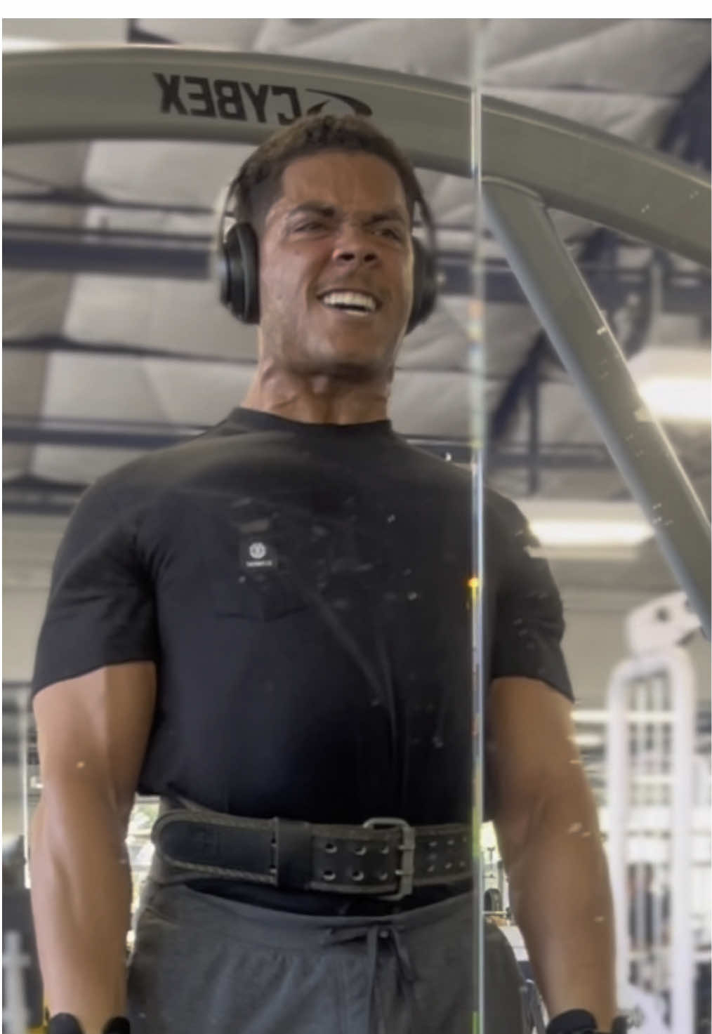 Im just here to pick up heavy shit and put it down.. #fypシ #fitnessmotivation, #GymTok, #workout, #fitspiration, #bodybuildingmotivation #Fitness 