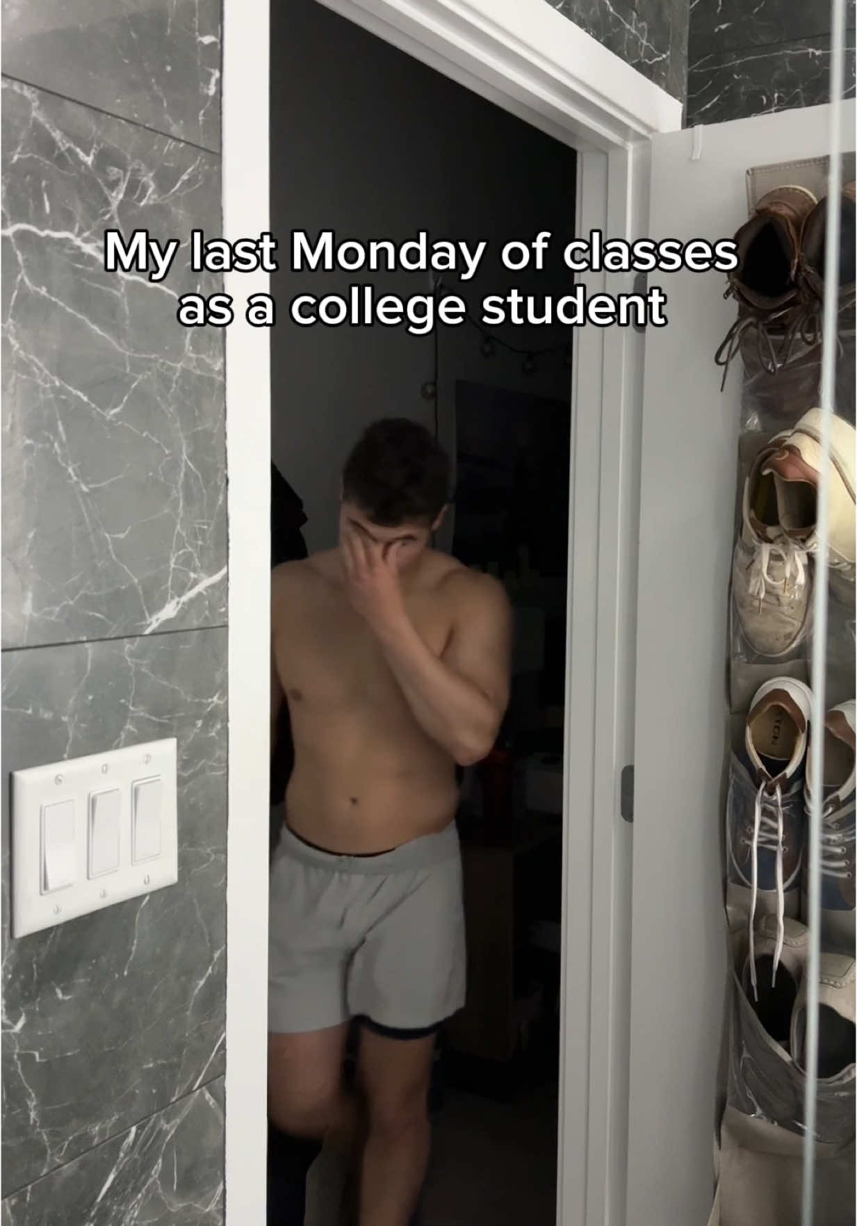 Last week of classes looks bright #collegestudent #senioryear #asmr #ashtonhall #collegelife #motivational #5amclub #boxing #FitnessLifestyle #workoutclass #studying #quizlet #finalsweek #fyp #viralvideo 