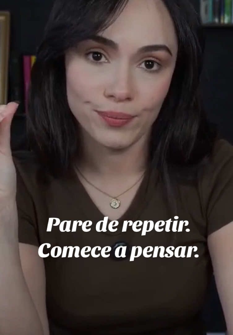 Às vezes, o óbvio precisa ser dito. E repetido. Pensar criticamente não é um luxo, é uma necessidade. Pare de aceitar tudo que te dizem. Questione. Busque. PENSE.    #pensamentocrítico #reflexão #questione 