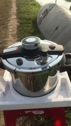4L Stainless Steel Pressure Co#steel #pressurecooker #kitchen #KitchenHacks #tiktokshop 