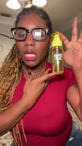 How are you stepping out the house with your makeup not set?? It’s time to LOCK IN with Made by Mitchell Liquid Lock ‼️🔐#madebymitchell #settingspray #dewymakeup #lockedin #makeupessentials #flawlessmakeup #blackgirlmakeup #ukmakeup 