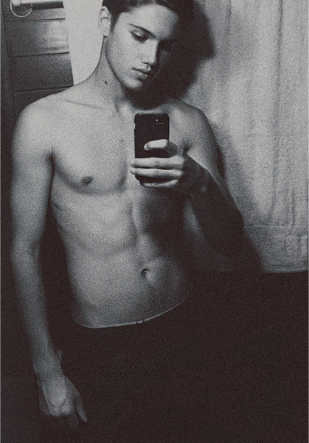 #boy #cute #selfie #amazing #sweet #athletic #sportlich #Fitness #fitnessmotivation #SelfCare #tiktoker #tiktok #new #proud #beyourself 