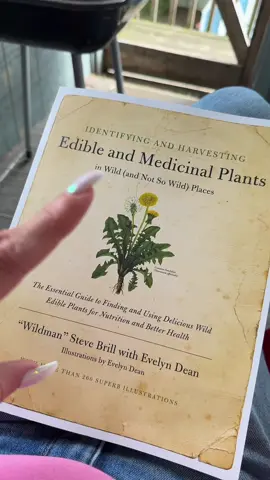 Add this to your collection! #BookTok #prepper #preppertok #medicinalplants #herbalmedicine #herbalism 