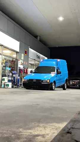 Aqui o estilo é livre 🏁 • • • • • • • #fiorino #arqueados #rebitados009 #alturalivre #gfm39am #altos #flogao #flogueiros #br116