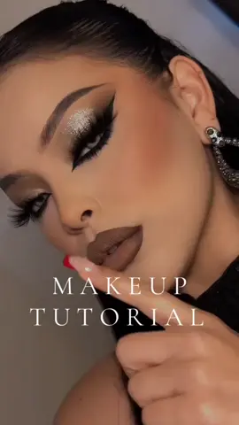 🌟 **¡Descubre lo que nuestros estudiantes tienen para decir!** 💄✨   ¿Estás considerando aprender maquillaje profesional pero aún tienes dudas sobre si este curso es el indicado para ti? ¡Déjate inspirar por quienes ya han dado el primer paso hacia su éxito!   🔥 **¿Qué te detiene? Este curso es perfecto para ti si:**   ✅ Deseas dominar técnicas profesionales desde cero.   ✅ Tu sueño es transformar tu pasión por el maquillaje en una carrera exitosa.   ✅ Necesitas flexibilidad de horarios y un acompañamiento personalizado adaptado a tus necesidades.   💄 **Lo que aprenderás te sorprenderá:**   ✅ Smokey eyes que capturan todas las miradas.   ✅ Contouring impecable como el de las celebridades.   ✅ Maquillaje bridal para novias que brillan con luz propia.   ✅ Looks editoriales que destacan en redes sociales.   ✅ Efectos especiales para eventos únicos e inolvidables.   🌟 **Beneficios exclusivos que harán brillar tu futuro:**   🔹 Clases 100% prácticas, guiadas paso a paso.   🔹 Acceso ilimitado para estudiar a tu propio ritmo.   🔹 Certificación profesional incluida.   🔹 Soporte continuo con expertos en la industria de la belleza.   💥 **OFERTA LIMITADA: ¡No dejes pasar esta oportunidad!**   Las primeras 20 personas en inscribirse recibirán un **50% de descuento** en su matrícula.   👇 ¡Actúa ahora! 👉 entra al link que esta en mi perfil 👉 Comparte esta publicación si conoces a alguien apasionado por el maquillaje que merezca esta oportunidad.   🎯 Tu transformación comienza HOY. Convierte tu talento en una fuente de ingresos desde casa. ¡El futuro del maquillaje te está esperando!**   #MaquillajeProfesional #MakeupArtistEnFormación #CursoDeAutoMaquillaje #MakeupTraining #ClasesDeMaquillajeOnline #TransformaciónBelleza #CarreraEnMaquillaje #BeautyGoals #MakeupForBeginners #EmprendeConEstilo #MakeupTrends2024 #MakeupTutorial #MaquillajeBridal #SmokeyEyesPerfection #ContouringPro #BeautyIndustrySuccess #MaquillajeEditorial #EfectosEspecialesMakeup #CertificaciónProfesional #FlexibilidadEnAprendizaje #MaquillajeComoNegocio #MakeupPassion #MakeupSkills #RedesSocialesYBelleza #MaquillajeCreativo #InspírateAEmprender #MakeupLoversCommunity #MakeupDreamsComeTrue #BeautyEducation #MakeupCourseOnline #FutureMakeupArtist