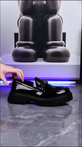 I will going to purchase🤏#shoes #Summer #spring #springbreak #men #color #black #tiktokmademebuyit #menfashion #loafers #ootdinspo #springtok 