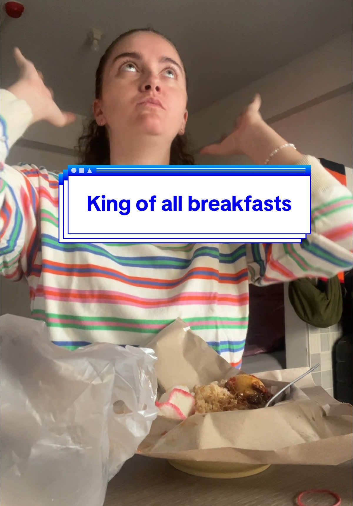 Breakfast Nasi Uduk is the best breakfast in the world, I hereby crown it king of all breakfasts. #breakfastclub #nasiuduk #indonesianfood #buleindo