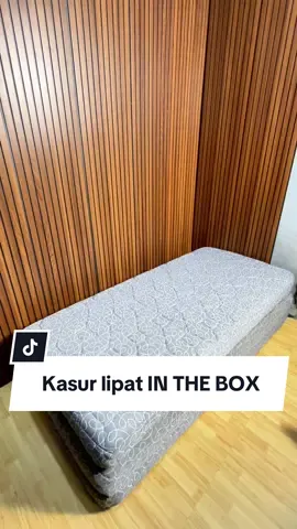Kasur lipat IN THE BOX Cocok banget buat yang tinggal di kos, apartemen, atau rumah minimalis. Harga hemat, kualitas hotel Order sekarang di keranjang kuning,dan rasain sendiri empuknya Flip Z #KasurLipat #IntheboxFlipZ #Turubed #KasurPraktis #KasurMinimalis #KasurLipatModern #KasurBisaDilipat  #kasurlipatinthebox #inthebox 