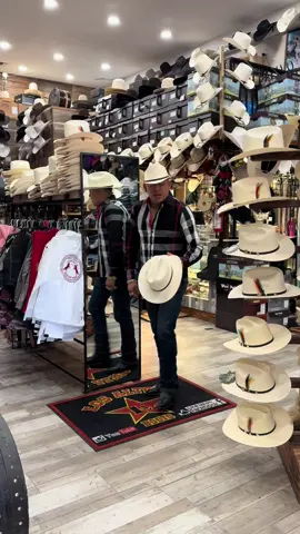 Sombrero horma, Sinaloa, edición San Judas , 1000X, ya disponible nuestro TikTok, TikTok Shop #salinascharreria #viral #foryoupage #horse #casinadaviejo #casinadaviejo🔥 #sanjudastadeo💚 #sombrerosinaloa #cintosdeplata925 #delobuenolomejor🤙🤠🐂 #rancholife🐎🇲🇽🤠 #camisasbelicas #gallosfinos #rancho #tiktokshop #casinada 