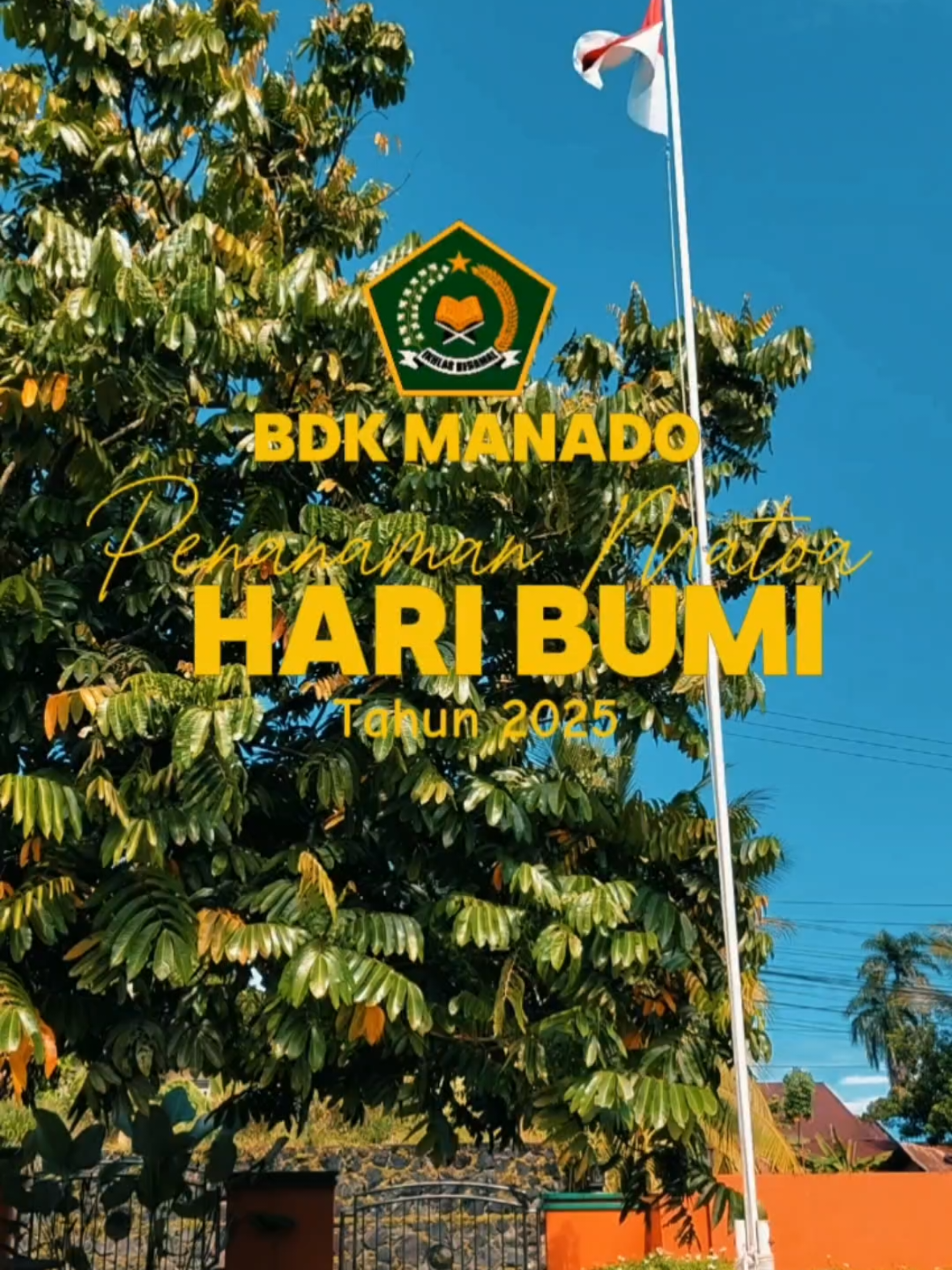 🌍 Selamat Hari Bumi 2025! 🌱 Dalam semangat menjaga kelestarian alam,  Balai Diklat Keagamaan Manado turut berpartisipasi  dalam Gerakan Penanaman Pohon Matoa Serentak  yang dilaksanakan di lingkungan kantor, Selasa, 22 April 2025. Aksi ini merupakan tindak lanjut dari arahan Kepala BMBPSDM Kementerian Agama RI,  sebagai bentuk nyata kepedulian kita terhadap keberlanjutan bumi  dan warisan alam untuk generasi mendatang. 🌿✨ Dengan mengenakan seragam dinas Kementerian Agama,  para pegawai BDK Manado bersama-sama menanam harapan, menanam masa depan. Mari terus jaga bumi, mulai dari langkah kecil yang berdampak besar. 💚🌳 #HariBumi2025 #BDKManadoHijau #KemenagRI #TanamMatoa #TorangJagaBumi #BMBPSDM #ModerasiBeragama #torangsamuabasudara 