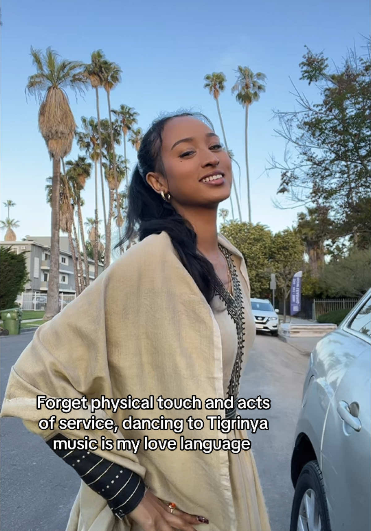 It’s just something about a man when they dance to Tigrinya song #habeshatiktok🇪🇹 #tigrinya #ethiopian_tik_tok #eskista 