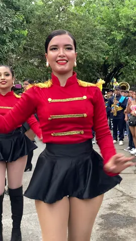 Belleza cachiporra #banda 