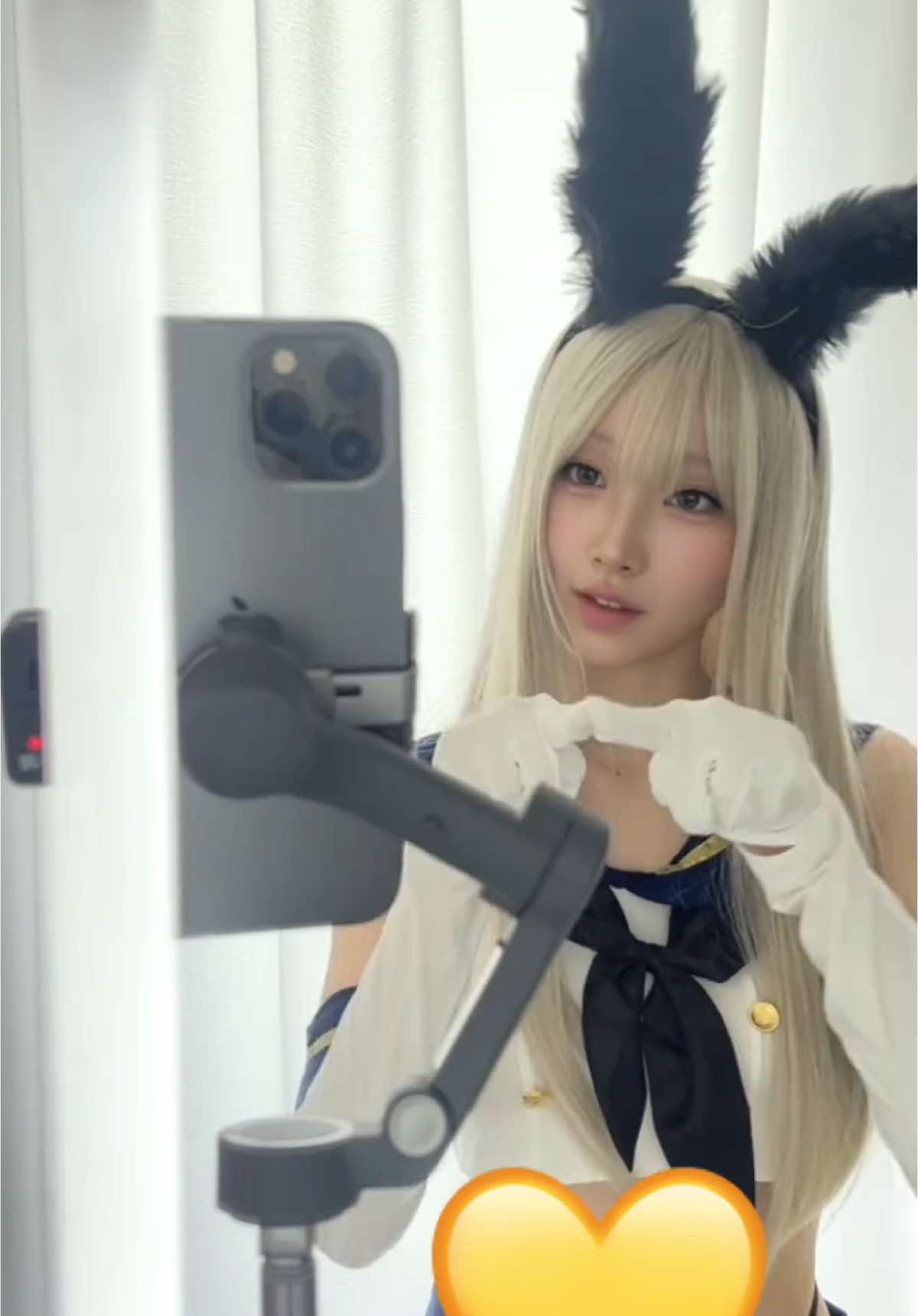 一応しまかぜ。。。 #コスプレ　#艦これ . カチューシャがなくてウサ耳にしたせいでもう島風ではない。。靴下も履いてるけど露出高くなるので足は出しません！