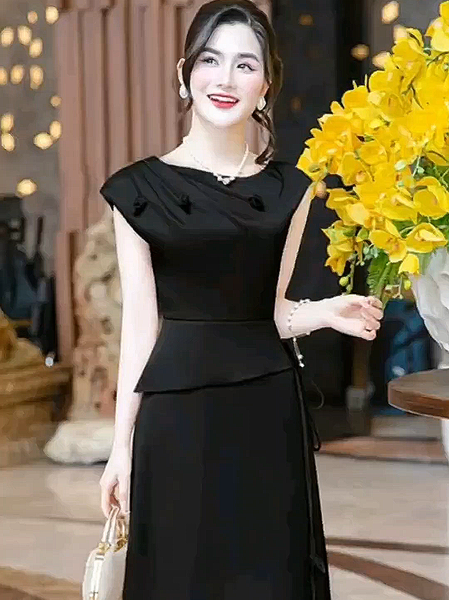 [MIËN SHIP] MDU4760 Váy Lya Twist Satin Cao Cấp -.Vẻ Đep Thanh Lịch Va Cuốn Hút #nganhashopnu  #mdu #mdufashion #xuhuongtiktok2025 #xuhuong #sangchanh #thoitrangnu #typ #hottrend #virall#thinhhanh #thinhhanhtiktok #thinhhanhtiktok2025 #vaythietkecaocap #moingaymotoutfit #váyxinh #vaydamdutiec #outfitdeas #vayxinhmoingay#creatorsearchinsights
