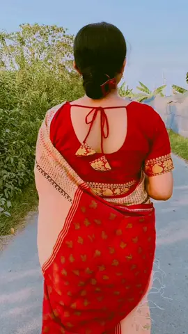 আলোচনা হোক বা সমালোচনা.... মূলকেন্দ্রবিন্দু আমি,এটাই তো চেয়েছি বার বার 🤣🤣#CapCut #fypシ #unfrezzmyaccount 