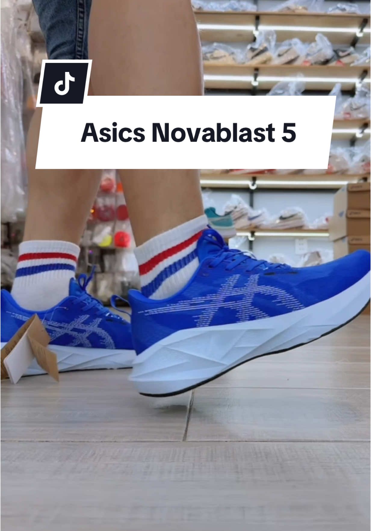 Onfeet + unbox + review #Asics Novablast 5 Blue 1011B975-403 mẫu giày chạy hằng ngày, chạy giải rất được ưa chuộng năm 2025 cho anh em Runner #novablast5 #top4running #runningmotivation #run #chaybo #trungsneaker