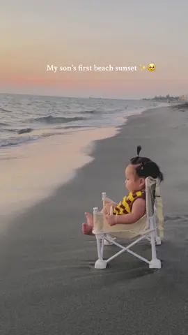 My favorite view 🥹❤️ #fyp #beachvibes #MomsofTikTok #babiesoftiktok #ftm 