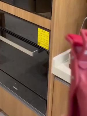 Kẹp chống bỏng Kitchen Magic có thể dễ dàng chịu được nhiệt độ cao!